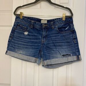 Aeropostale Women Blue Denim Booty Jean Shorts Sz 11/12 Mid Rise Distressed